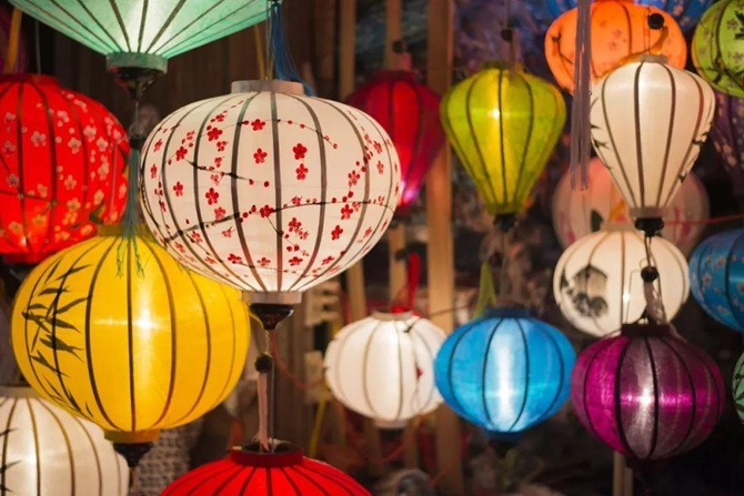 UNI-LANTERN-STRING-SET Rental